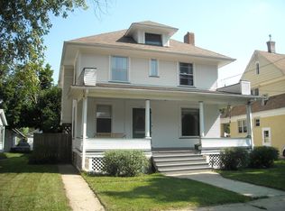 444 Marion Ave, Aurora, IL 60505