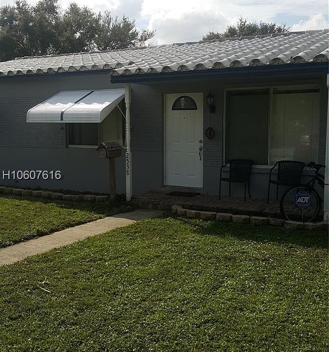 1st image of 2538 Coolidge St #0