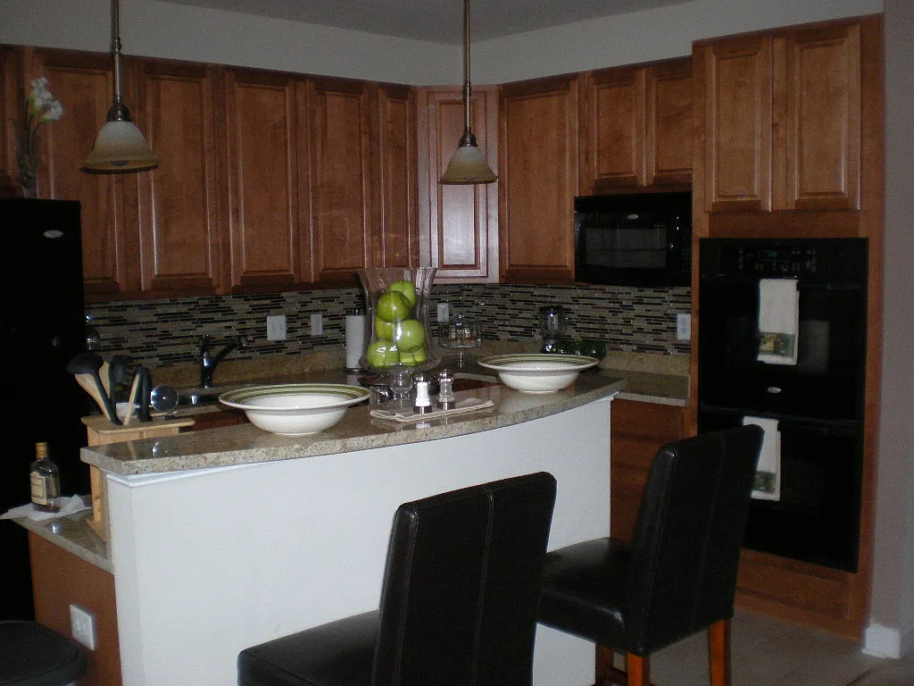 4 bed, 3.5 bath, 2550 sqft, $3,500 — Photo 4