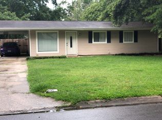 2321 Fernwood St, Pascagoula, MS 39567