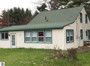2047 North St, East Tawas, MI 48730