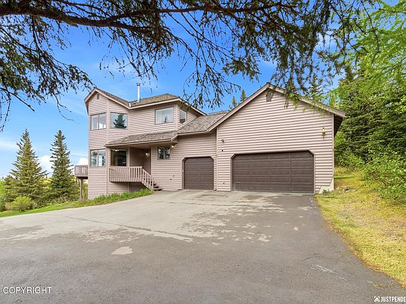 4th image of 8100 Alatna Ave