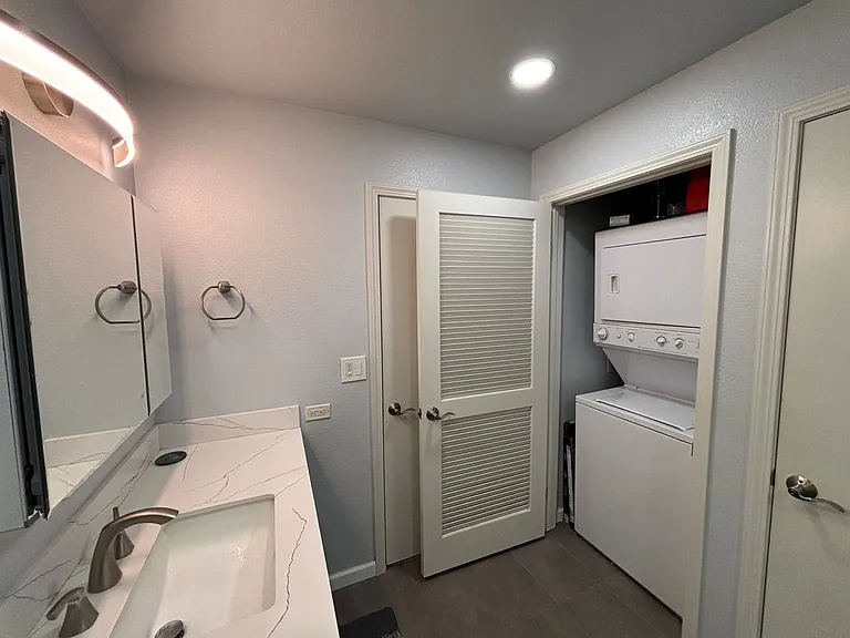 530 K St #506 — Photo 10