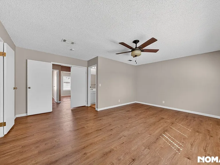 4628 Michillinda Ln — Photo 14