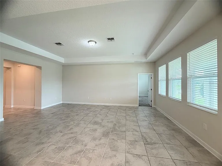 4921 Lotta Ct — Photo 8