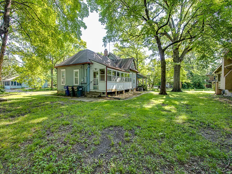 1725 Barker Ave — Photo 23