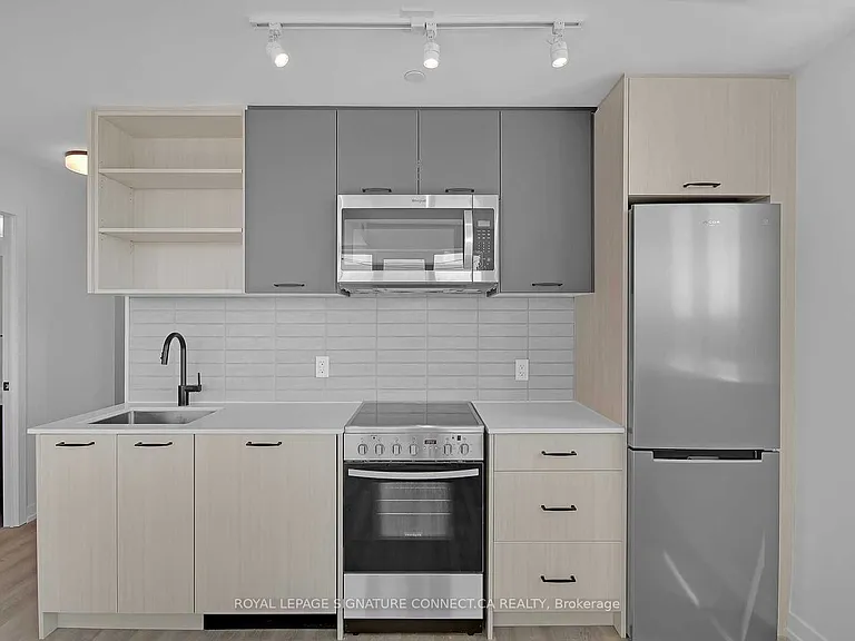 2300 Saint Clair Ave W #309 — Photo 3