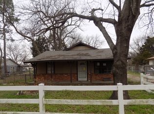 3329 Middlefield Rd, Dallas, TX 75253