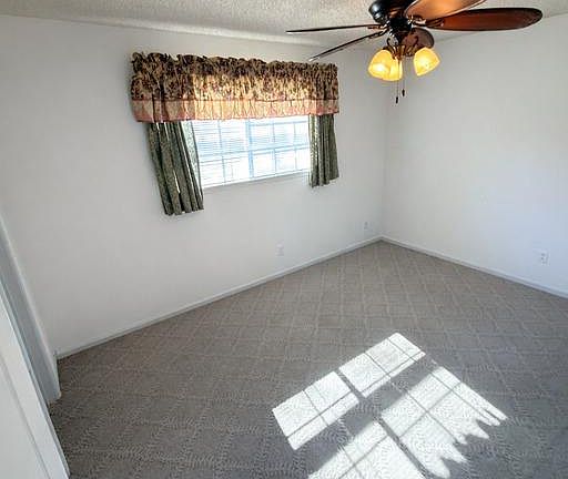 4th image of 2348 Katy Ln