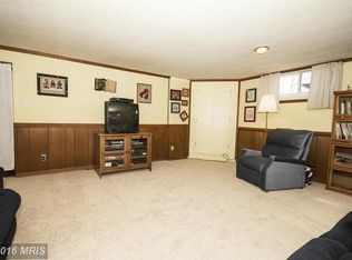 1009 Foxcroft Ln, Baltimore, MD 21221