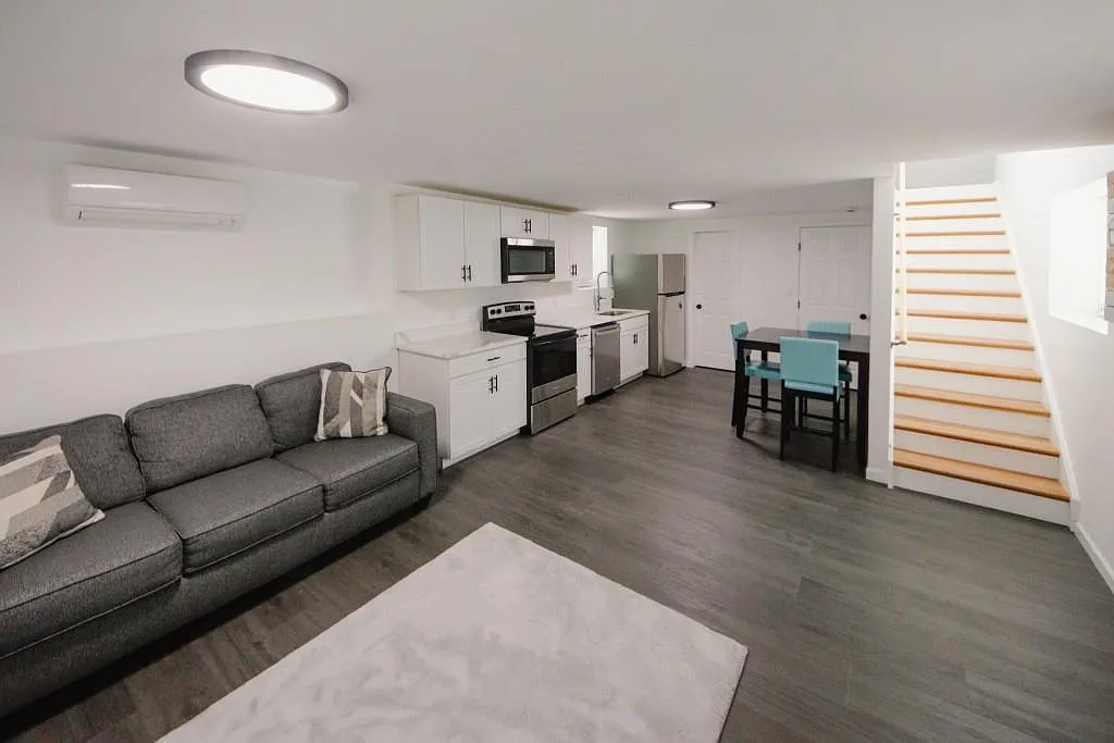 1 bed, 1.5 bath, 960 sqft, $1,500 — Photo 3
