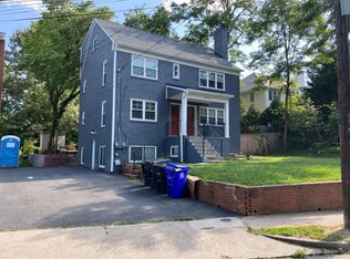 4024 17th St N APT 1, Arlington, VA 22207