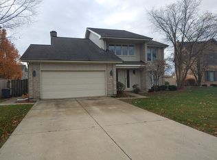 815 Kent Cir, Bartlett, IL 60103