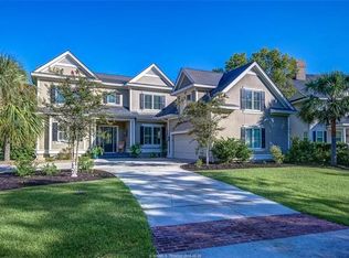 3 Chestnut Ln, Hilton Head Island, SC 29926