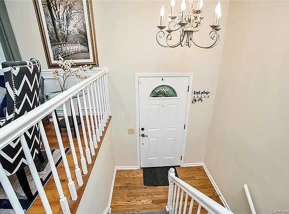 3rd image of 1005 Forestbrook Dr