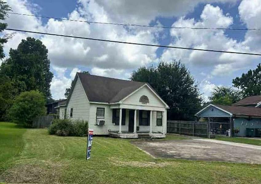 1st image of 3045 French Rd