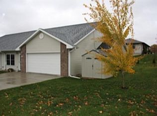 200 E 24th St S, Newton, IA 50208