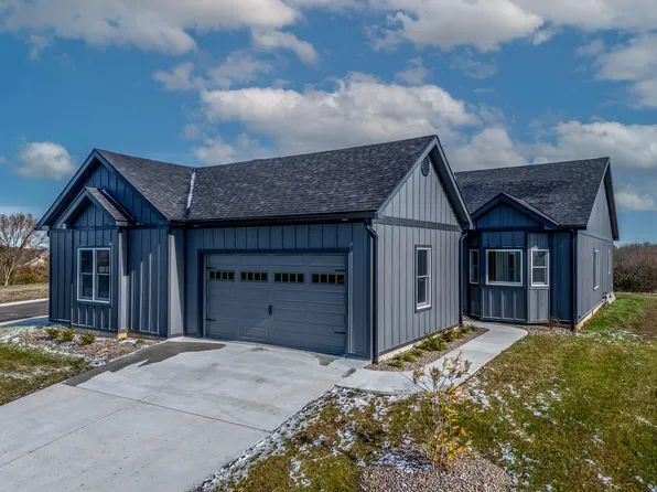 106 Evergreen Ln, Maysville, KY 41056