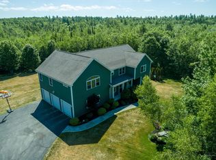 85 Carol Ct, Bangor, ME 04401