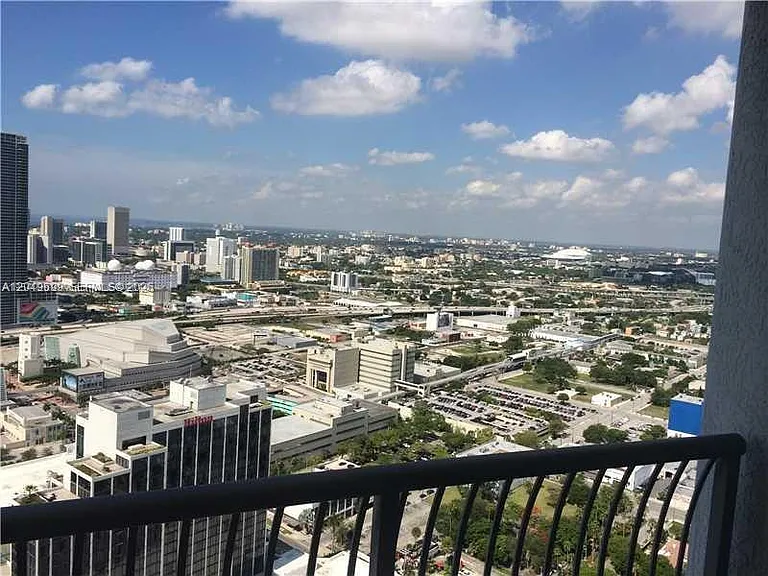 1750 N Bayshore Dr #4912 — Photo 3