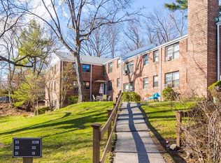 33 Rockledge Rd APT 1A, Hartsdale, NY 10530