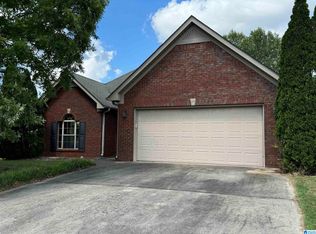 125 Hastings Ln, Maylene, AL 35114