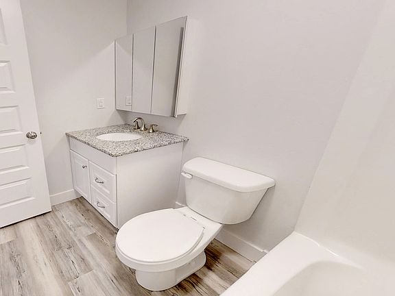 5th image of 290 Opal Ct #3