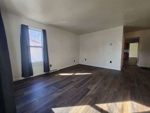 5th image of 1106 Rixon St #1106