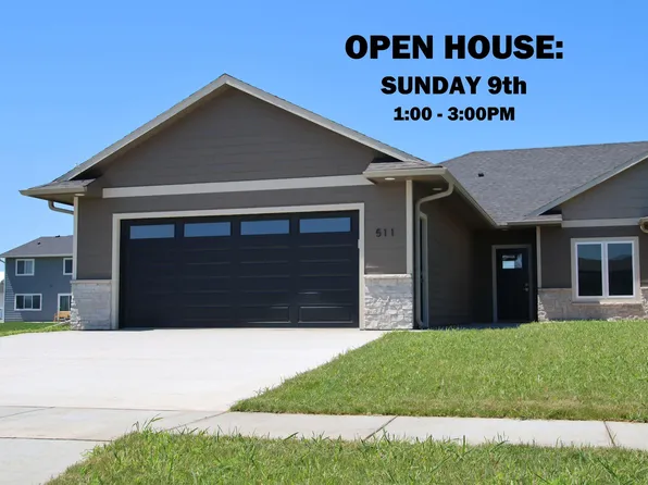 511 Bunyan Dr, Harrisburg, SD 57032