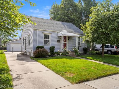 3025 Academy St, Dearborn, MI, 48124