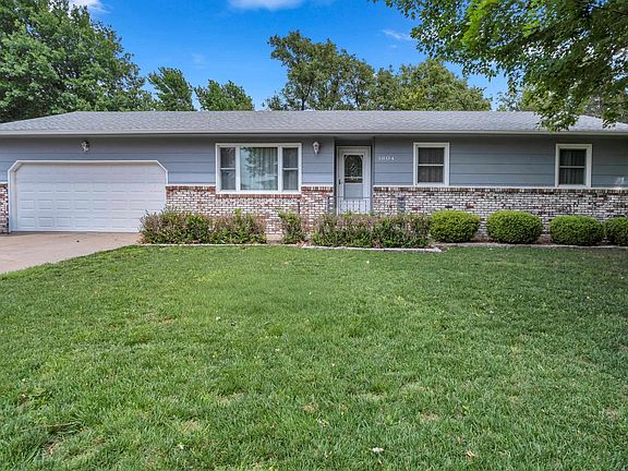 2nd image of 1604 Grandview Ct