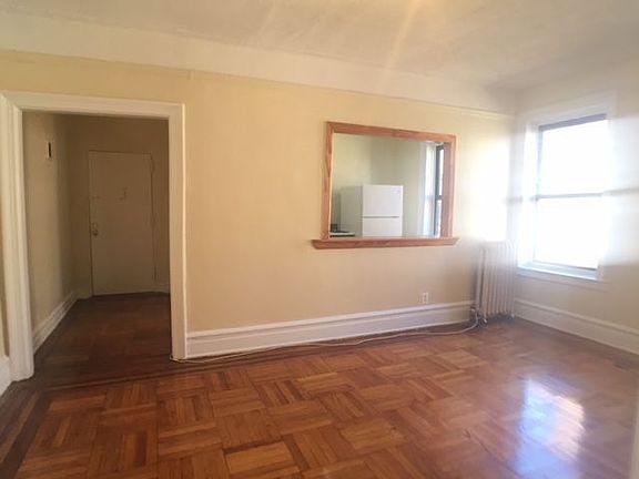 5th image of 1010 President St APT 4N