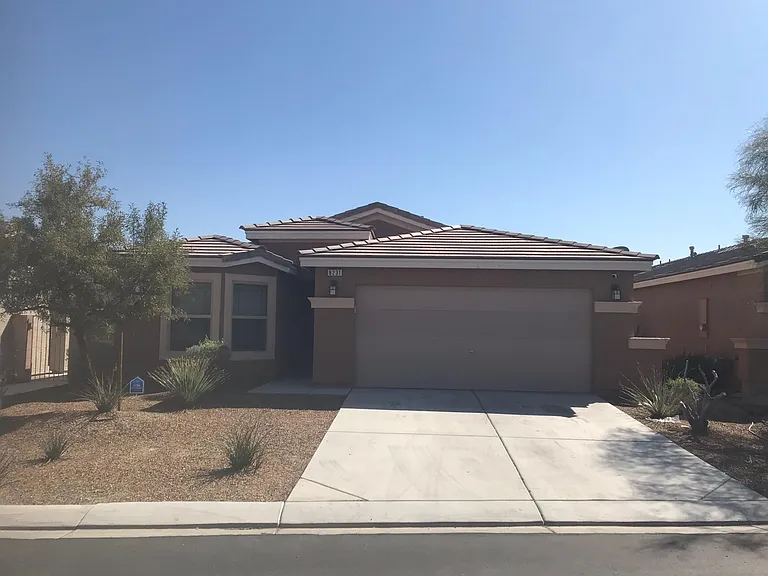 8231 Buffalo Ranch Ave — Photo 1