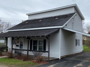 41 Lakeview Ave, Tupper Lake, NY 12986