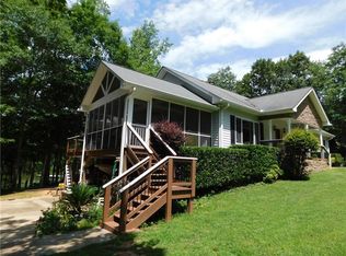 472 Mount View Ln, Lavonia, GA 30553
