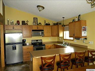 3rd image of 309 Athens Ave
