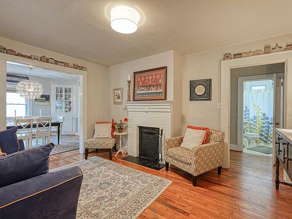 3rd image of 409 Lucerne Dr