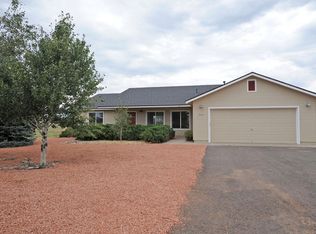 8625 Crystal View Ln, Flagstaff, AZ 86004