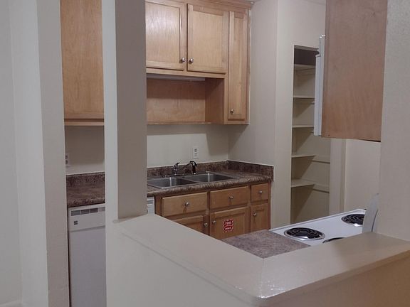 3rd image of 5207 Charbar Dr APT A