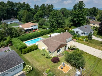 24 Rockland Dr, Pittsfield, MA, 01201