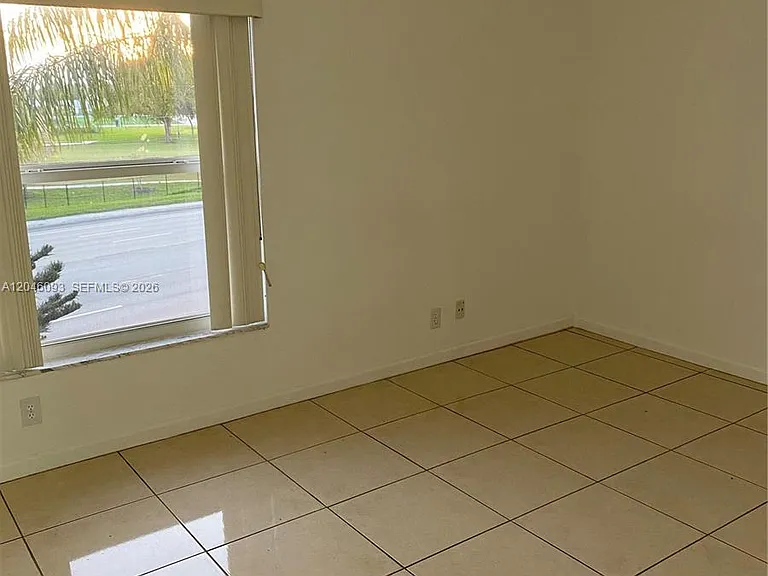 455 S Pine Island Rd #306C — Photo 7