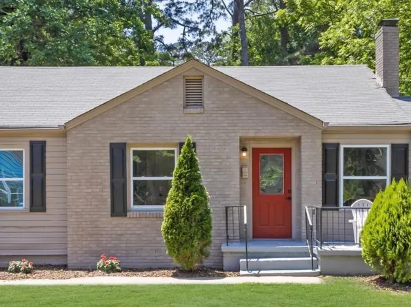 2115 Pinehurst Dr, East Pt, GA 30344