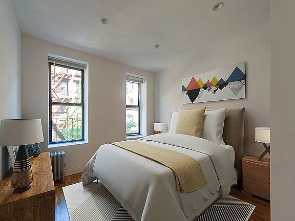 5th image of 142 Sullivan St APT 11