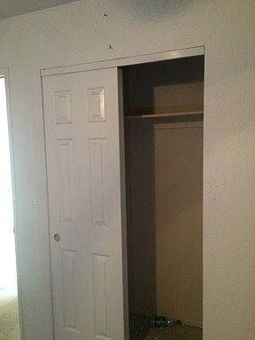 5th image of 413 W J St