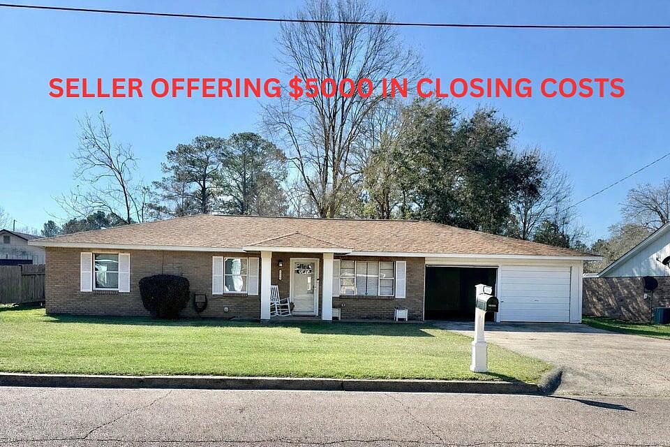 1st image of 1016 Pinehurst Dr