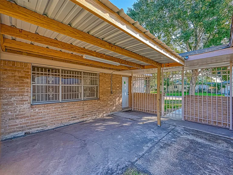 11503 High Star Dr — Photo 45