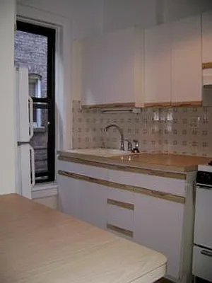 Rented by Frank Valvo Real Estate | media 38