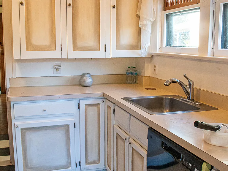 520 N Main St — Photo 11