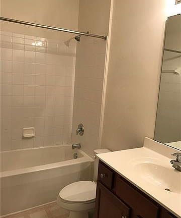 5th image of 11246 Hyde Pointe Ct