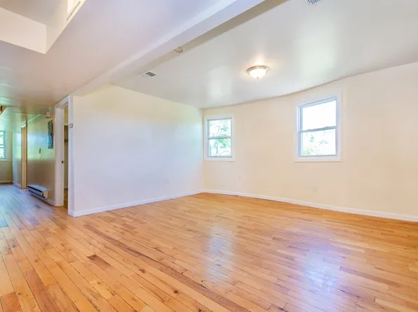 527 13th Ave #3, Newark, NJ 07103